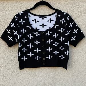 Black & White Quatrefoil Crop Short Sleeve Cardi Sweater XS
